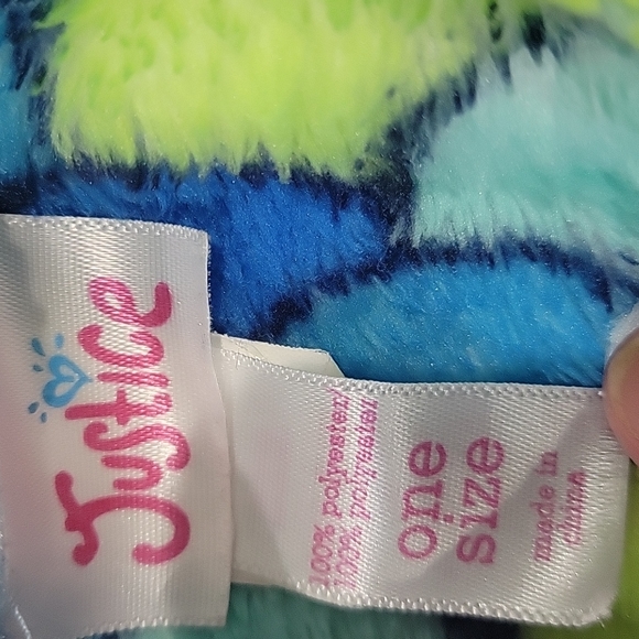 Justice barley used mermaid tail blanket and happy emoji plush pillows - Picture 4 of 4